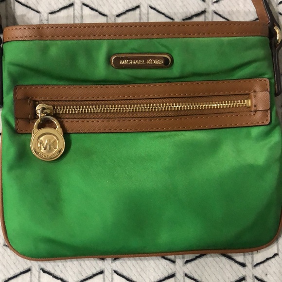 Michael Kors cross body - Picture 3 of 6
